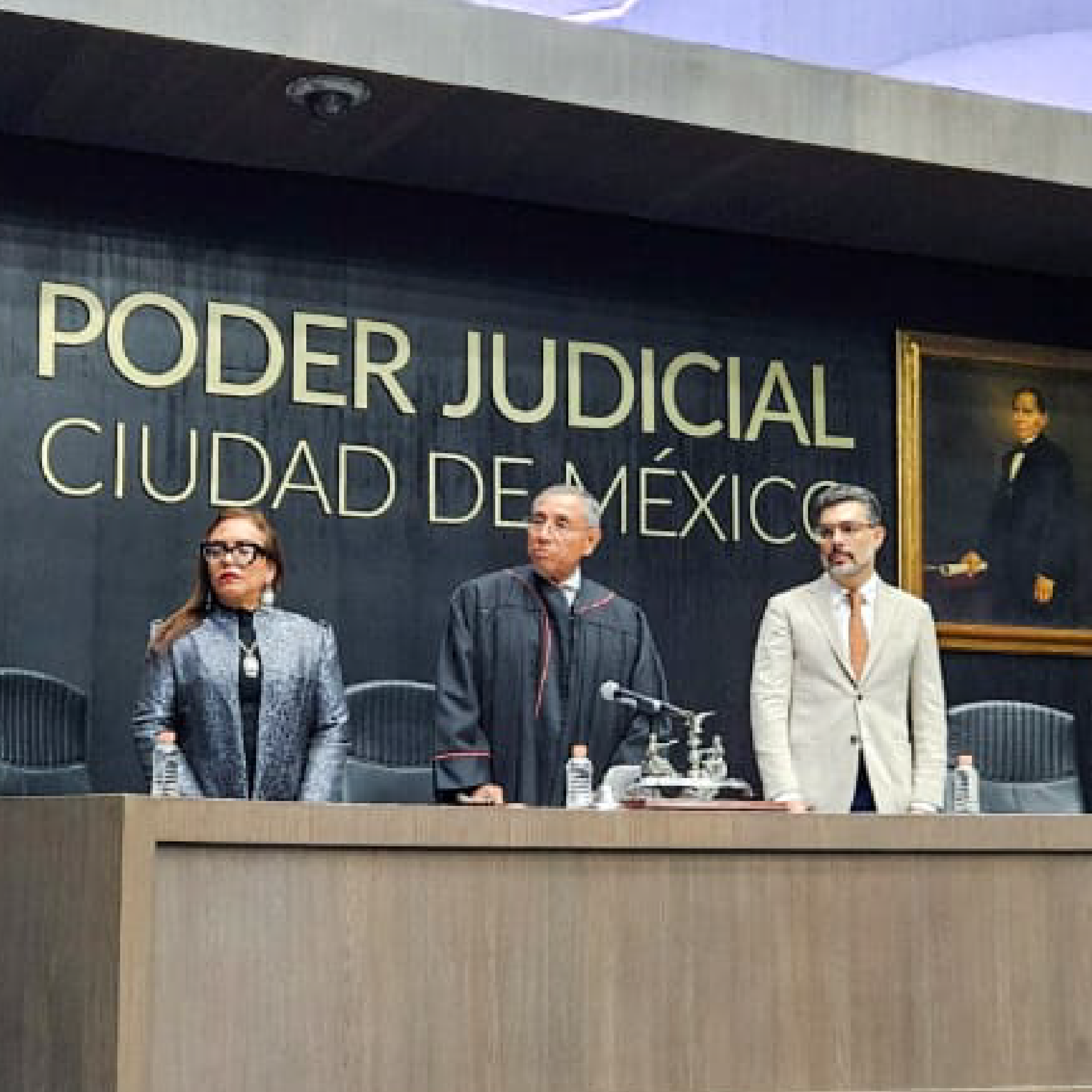 JUSTICIA_CON_PUERTAS_ABIERTAS_Y_PROCESOS_HUMANOS_OFRECE_GUERRA_ALVAREZ_AL_ASUMIR_COMO_PRESIDENTE_DEL_TSJCDMX-01