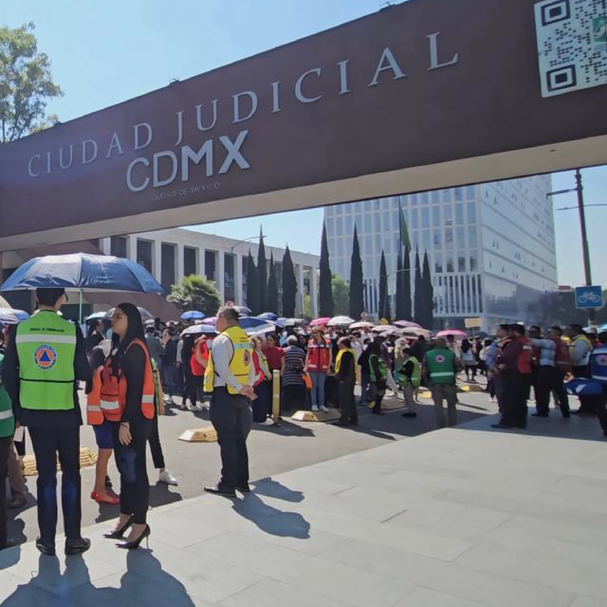 PARTICIPARON_CASI_20_MIL_PERSONAS_EN_SIMULACRO_METROPOLITANO_AL_INTERIOR_DEL_PJCDMX_INFORMO_GUERRA_ALVAREZ-08